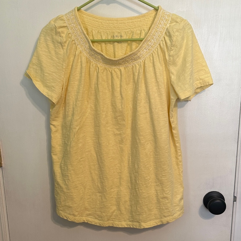 0110 Talbots Soft Yellow Blouse womens size medium - Picture 1 of 5